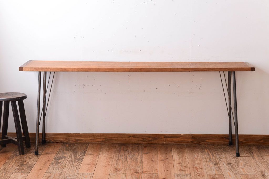 アンティーク家具　古材一枚板天板!鉄脚テーブル(作業台、机)(2)