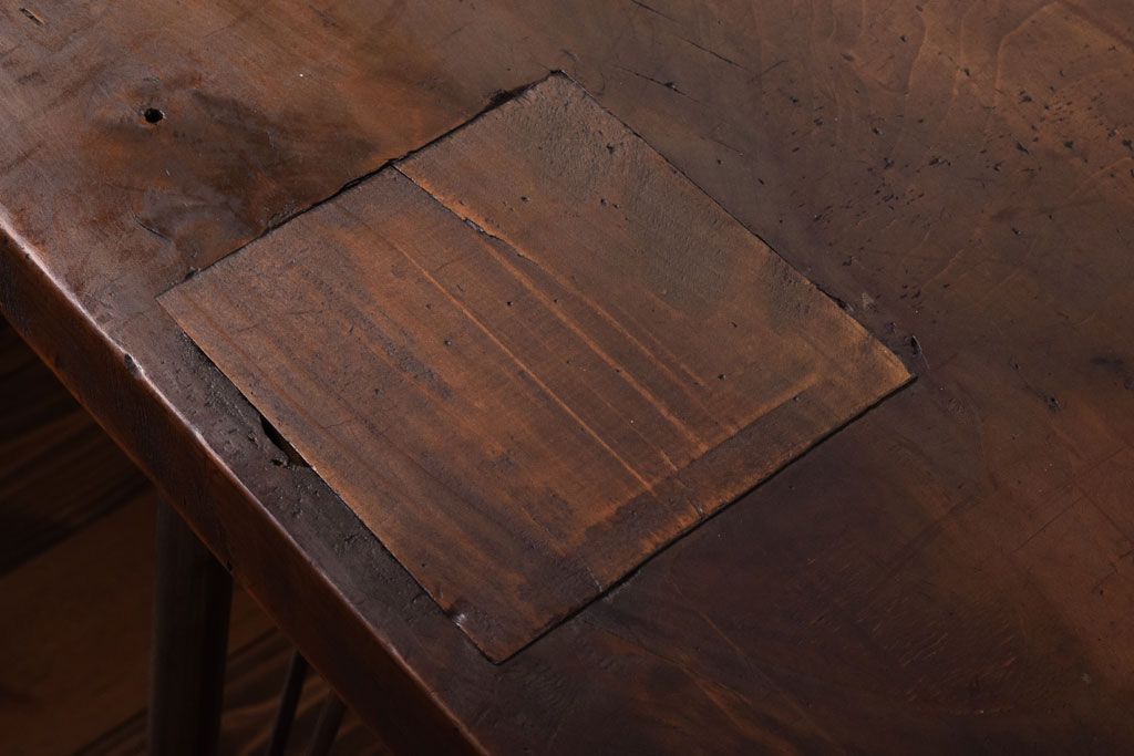 アンティーク家具　古材一枚板天板!鉄脚テーブル(作業台、机)(3)