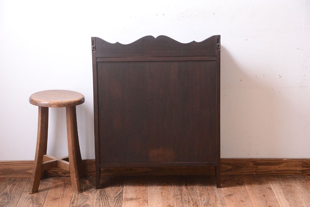 中古　民芸家具　ビンテージ　壁掛け吊り棚(飾り棚・コレクションボード)