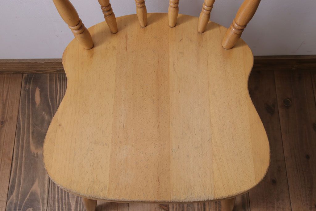 中古　飛騨家具　柏木工　明るい木味のウィンザーチェア(ダイニングチェア、ウインザーチェア)(1)