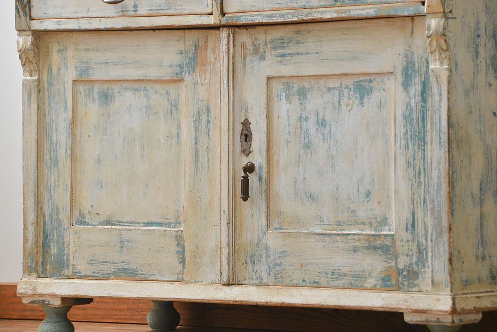 アンティーク家具　フランスアンティーク オリジナルペイントのかわいいカップボード(キャビネット、食器棚)