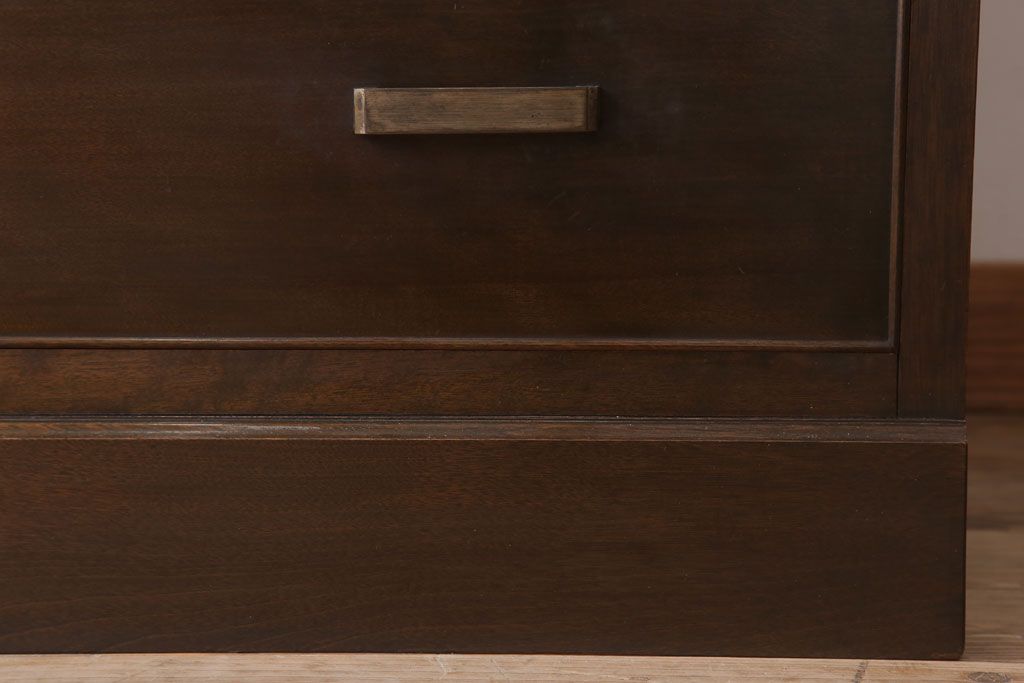 アンティーク家具　作りの良い和製アンティークワードローブ(洋服箪笥)