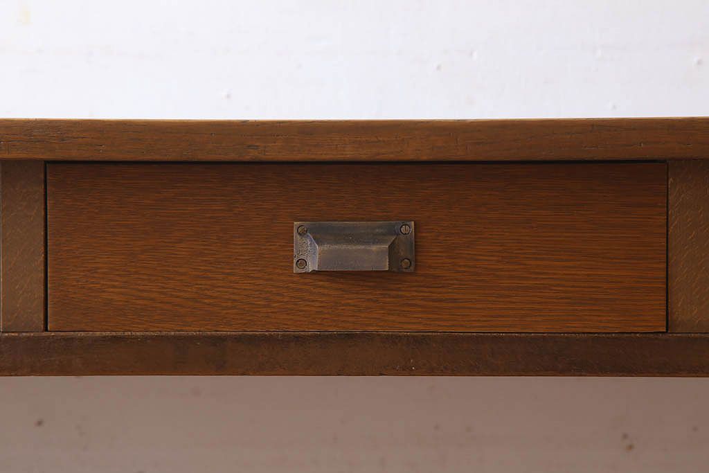 レトロ家具　昭和レトロ　古い木のシンプルな平机(デスク・作業台)(2)
