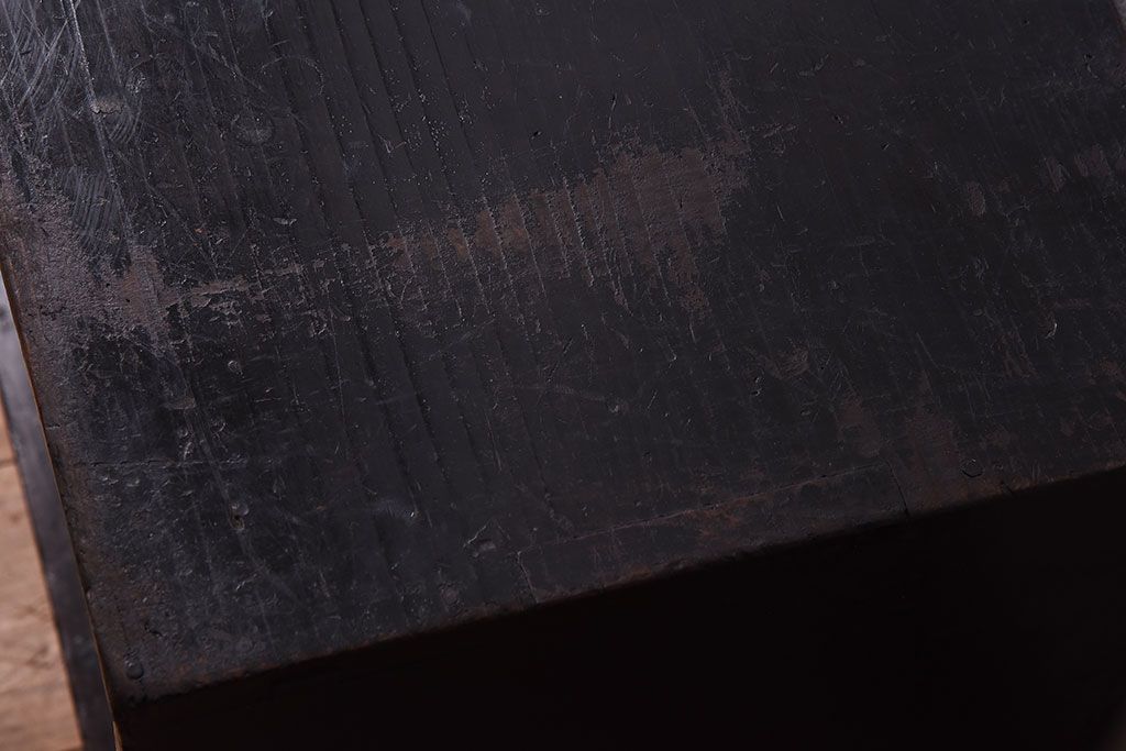 アンティーク家具　明治大正期　古民具・骨董　小ぶりなアンティーク茶箪笥(ローボード)