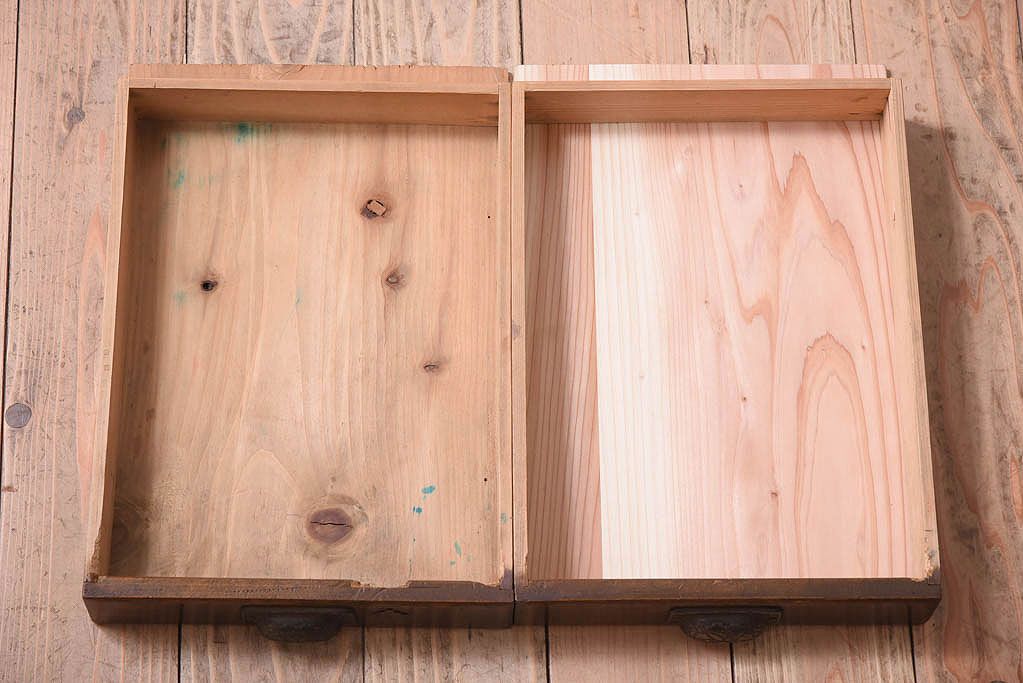 レトロ家具　古い木製のレトロでシンプルなアンティーク文机(1)