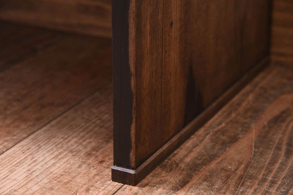アンティーク家具　高級品　黒柿材!古い木製のシンプルなアンティーク文机