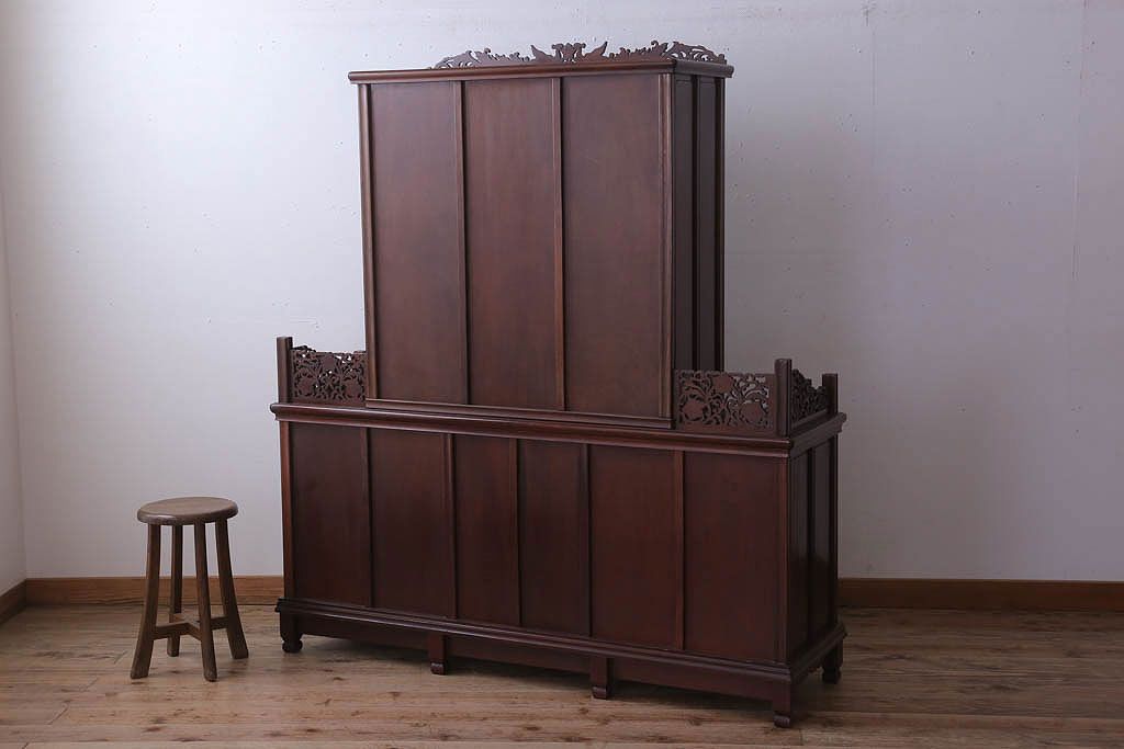 中古　民芸家具　高級品!彫刻が素晴らしい唐木飾り棚(キャビネット)(定価198万円)