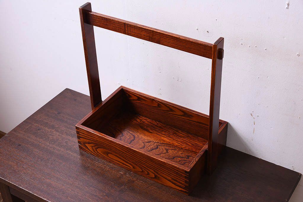 アンティーク雑貨　中古　高級民芸品　漆塗り!総栗材の岡持ち(収納箱)