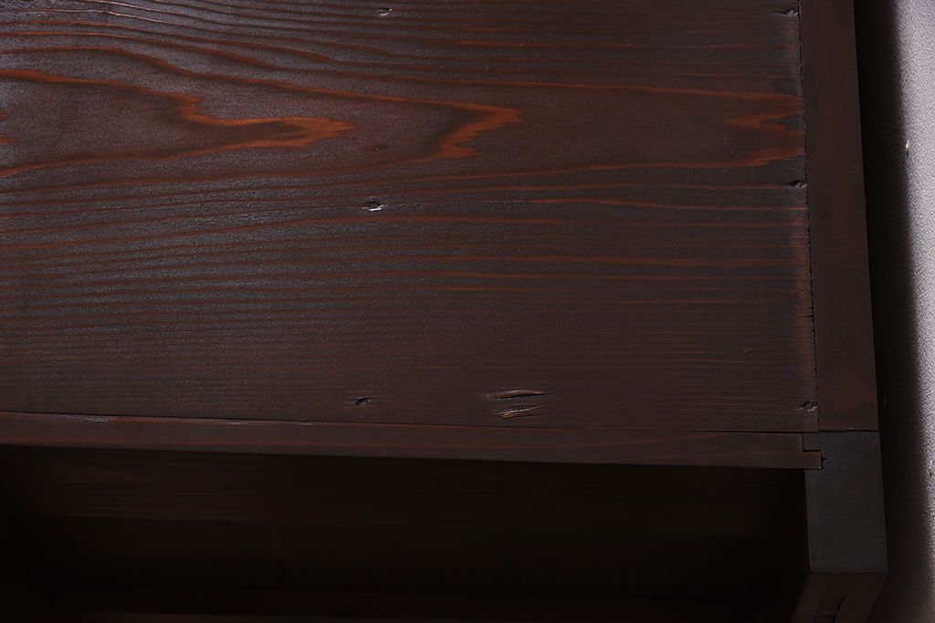 アンティーク家具　古民具・骨董　極太框の収納箪笥サイドボード(水屋箪笥・ローボード)(2)