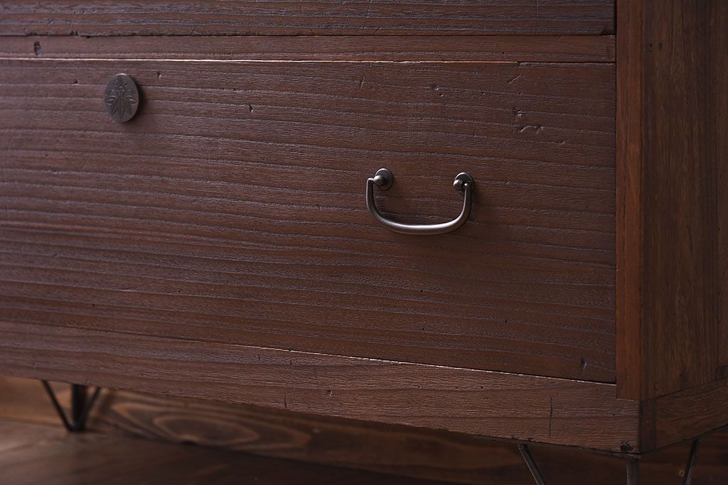 アンティーク家具　鉄脚付き!古い桐箪笥ローボード(1)