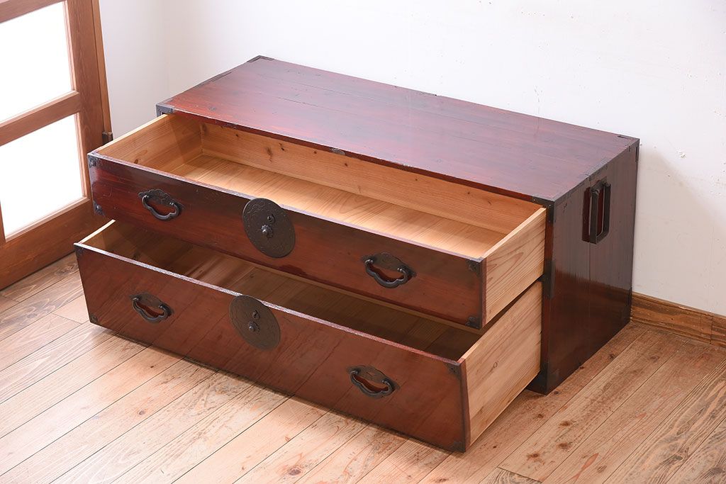 アンティーク家具　前面栗材!桜丸金具の時代箪笥ローボード(米沢箪笥・衣装箪笥)(2)