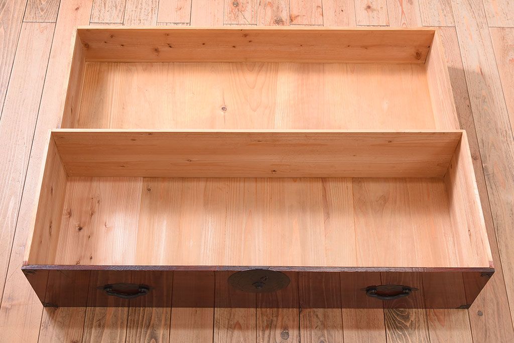 アンティーク家具　前面栗材!桜丸金具の時代箪笥ローボード(米沢箪笥・衣装箪笥)(2)