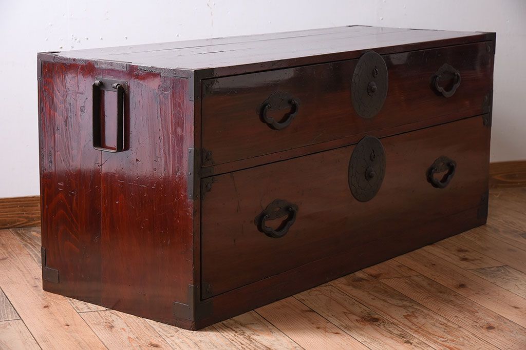 アンティーク家具　前面栗材!桜丸金具の時代箪笥ローボード(米沢箪笥・衣装箪笥)(2)