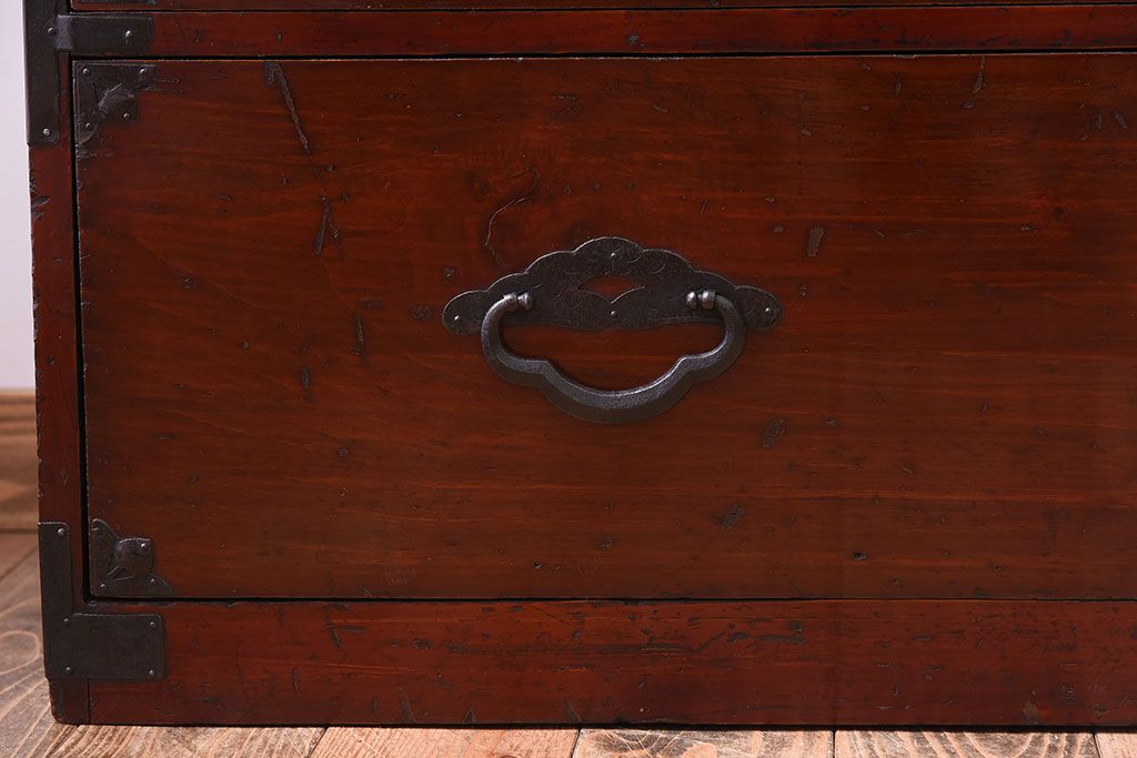 アンティーク家具　前面栗材!桜丸金具の時代箪笥ローボード(米沢箪笥・衣装箪笥)(2)