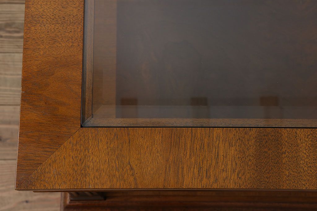 DREXEL HERITAGE(ドレクセルヘリテイジ)USA　CAMEO　特注品　ガラス天板のセンターテーブル(カクテルテーブル)(定価約100万円)