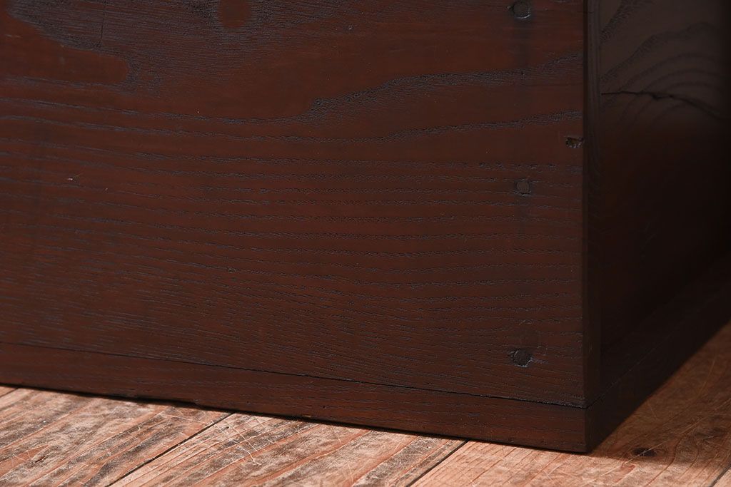 アンティーク雑貨　明治大正期　古い松材の大きなアンティーク収納箱(木箱)
