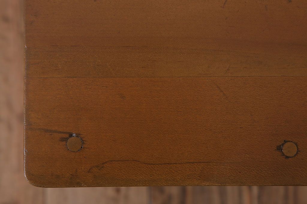 レトロ家具　昭和レトロ!古い木味が魅力的な角スツール(3)