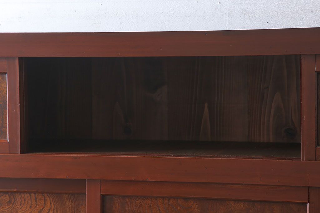 アンティーク家具　古民具・骨董　鏡板・前板欅材!味わい深いアンティーク金沢水屋箪笥