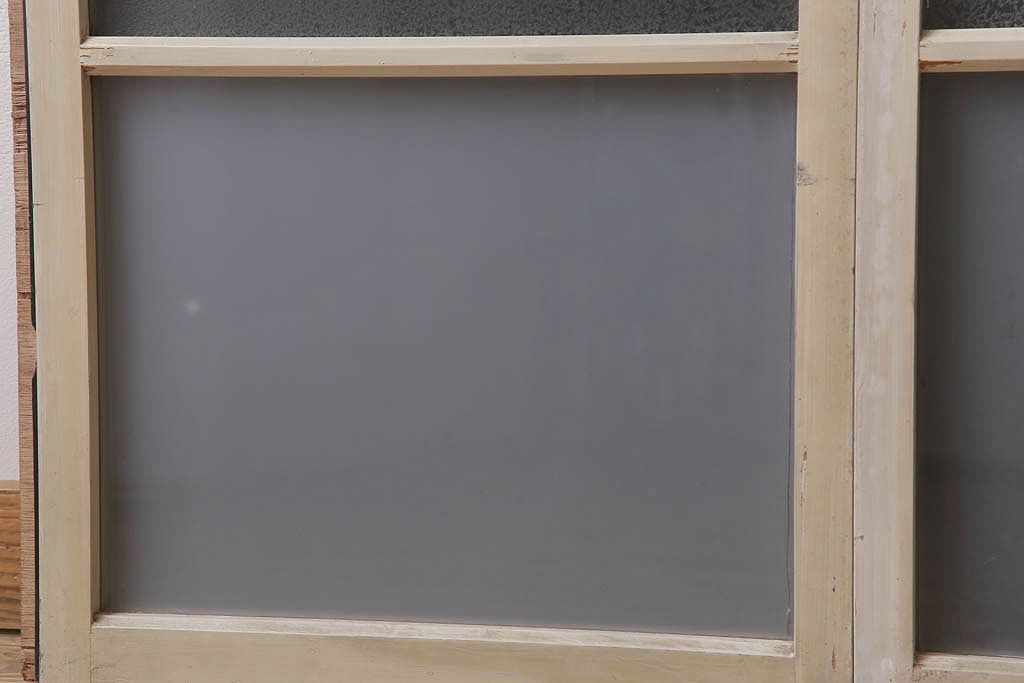 すり・結霜ガラス入り!杉材製枠の古い小さなガラス戸4枚セット(窓)