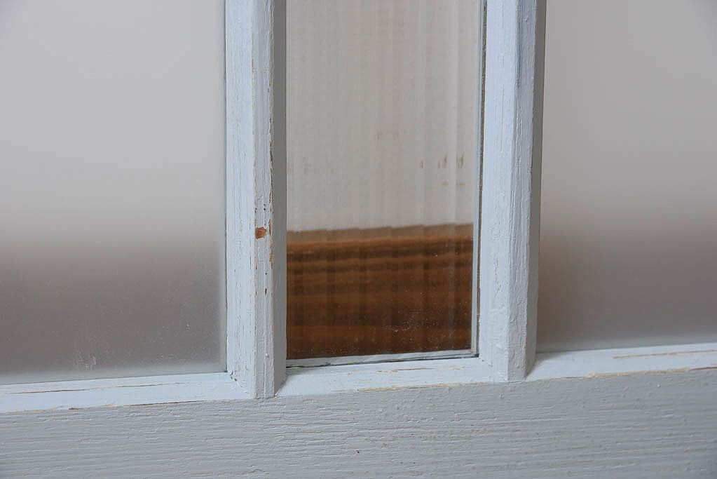 アンティークペイントの横型明り取り(窓)(1)