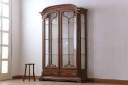 中古　イタリア製　優雅なデザインのキュリオケース(ガラスケース・飾り棚)(2)