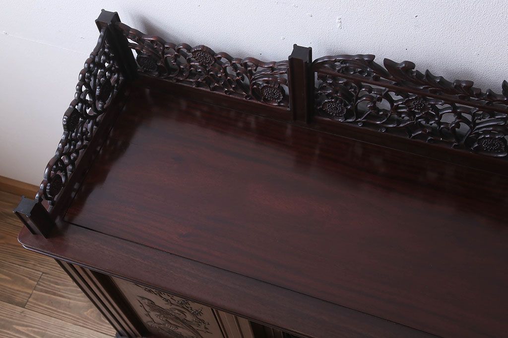 中古　民芸家具　唐木製　高級品!彫刻が素晴らしいサイドボード(キャビネット)(定価約220万円)