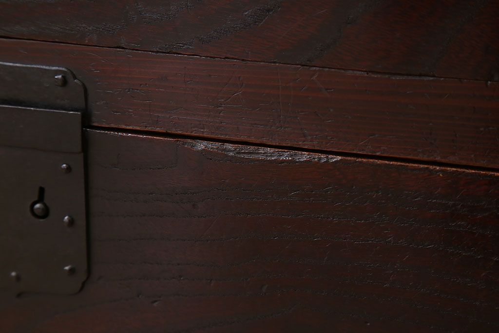 アンティーク家具　六尺　古民具・骨董　漆が美しい明治期の収納箪笥サイドボード(水屋箪笥)