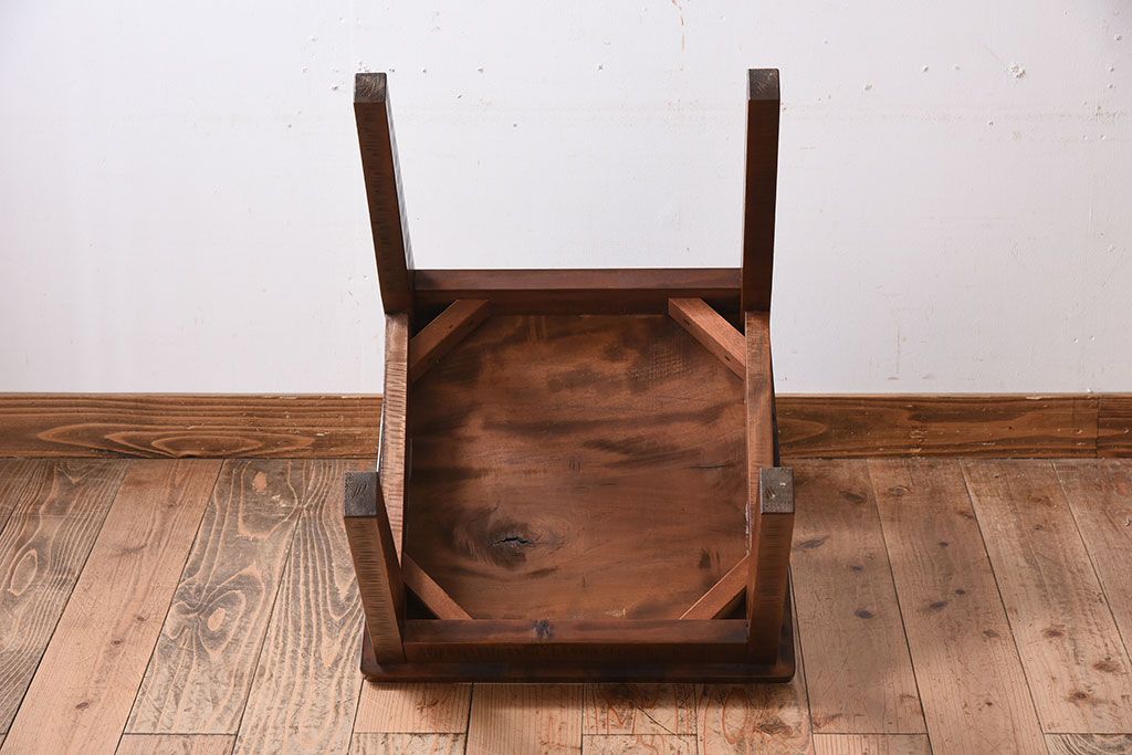 伝統工芸軽井沢彫　中古美品　ダイニングチェア(椅子)(定価約16万円)(1)
