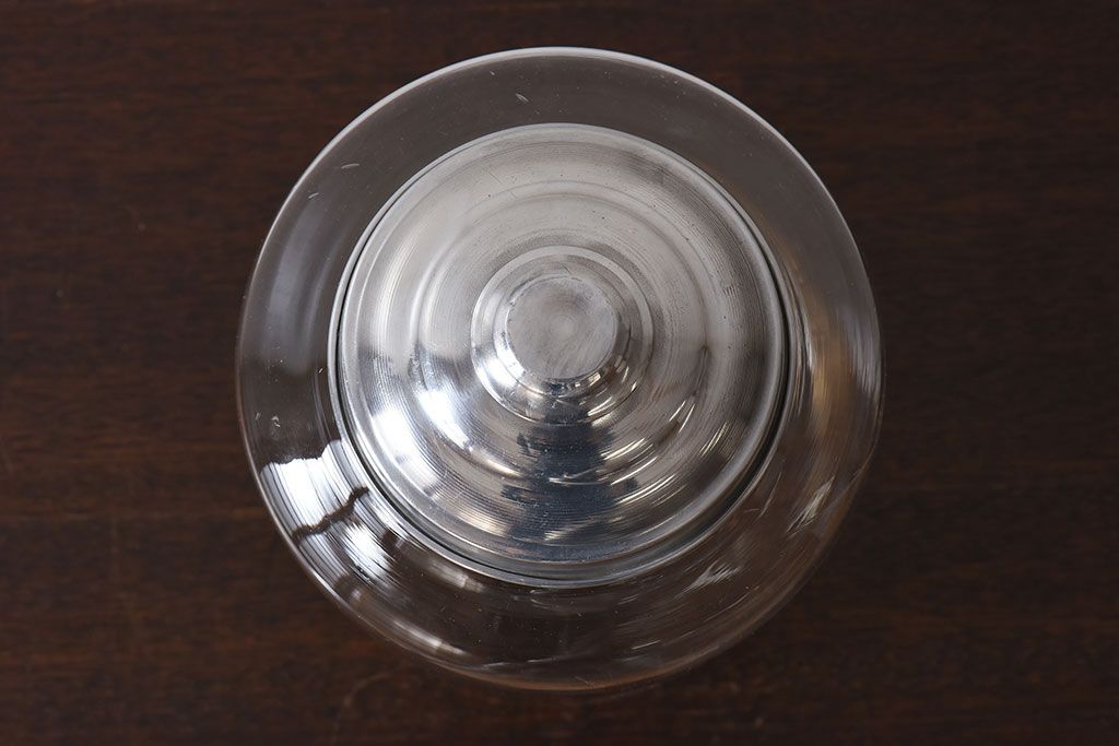 アンティーク雑貨　昭和レトロ　蓋付きのアンティークガラス瓶(ビン)(2)