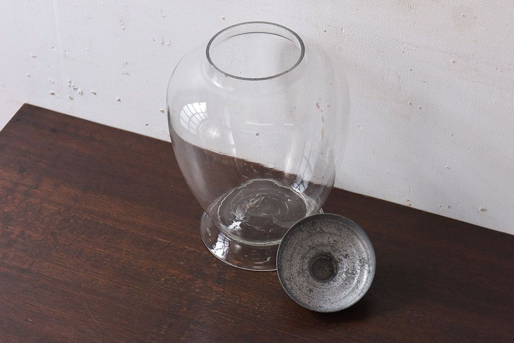 アンティーク雑貨　昭和レトロ　古い駄菓子屋の地球瓶(ガラスビン)