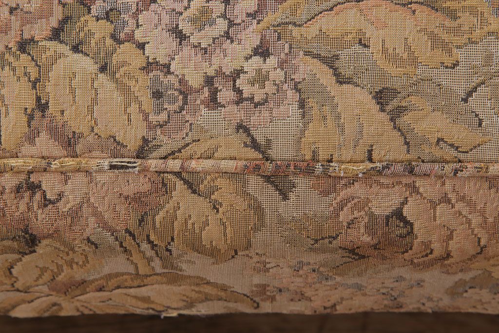ヴィンテージ家具　国産　神戸家具　ビンテージ　ゴブラン織り座面!ナラ材製の花柄ソファ