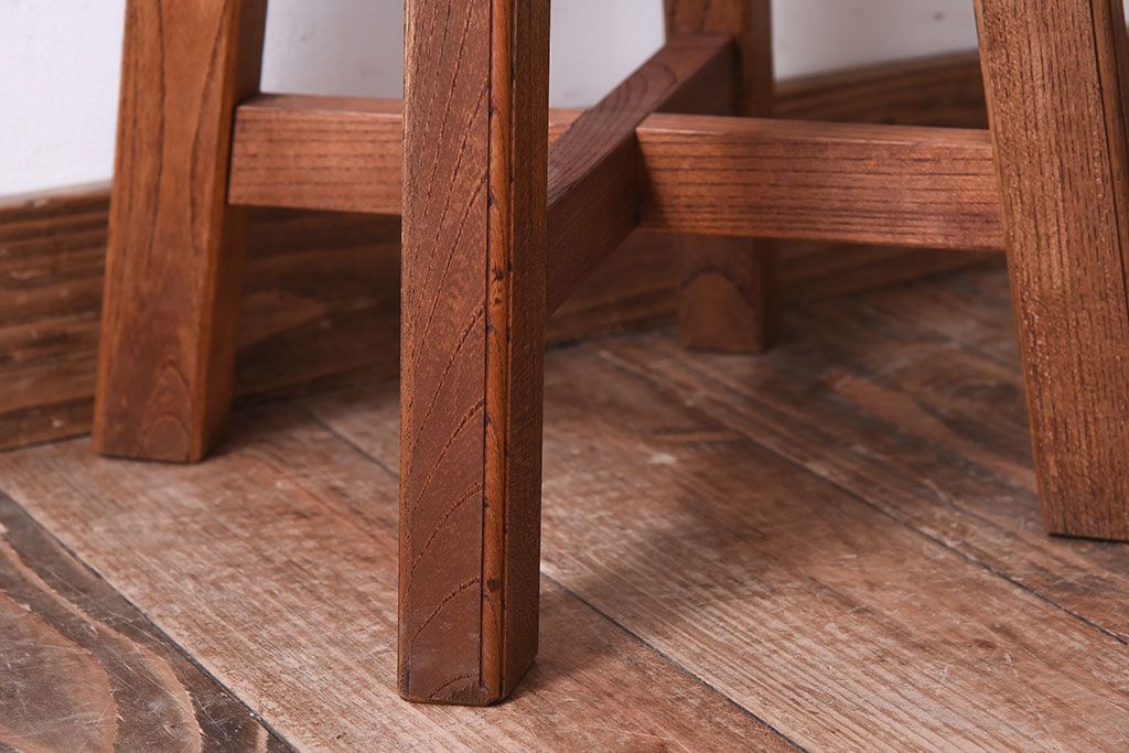 ラフジュ工房オリジナル　欅材古材のシンプルな特製スツール