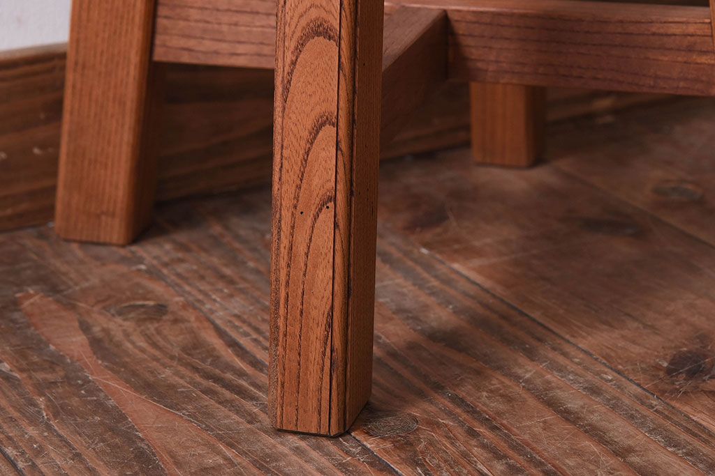 ラフジュ工房オリジナル　欅材古材のシンプルな特製スツール(1)