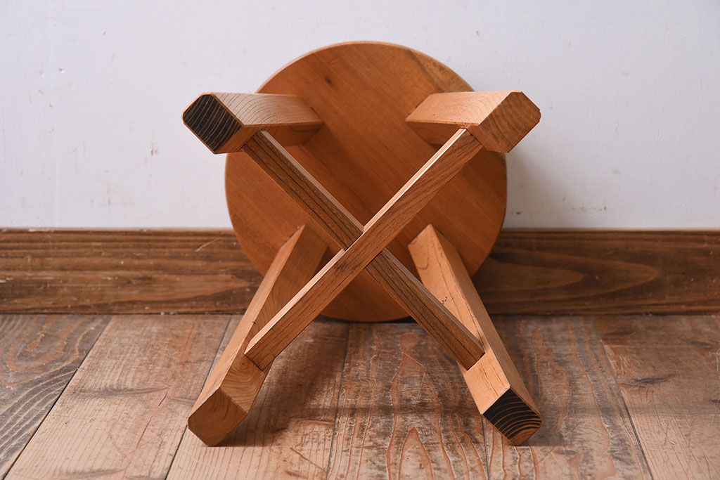 ラフジュ工房オリジナル　欅材古材のシンプルな特製スツール(2)