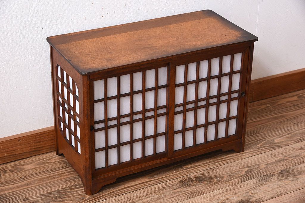 アンティーク家具　樺材!古い木製の小さな障子戸収納棚