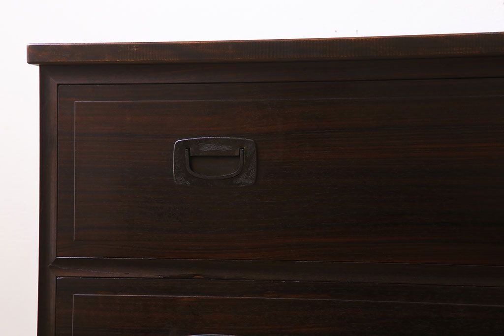 アンティーク家具　アンティーク　モダンな前面黒檀の脚付きローボード(テレビボード)