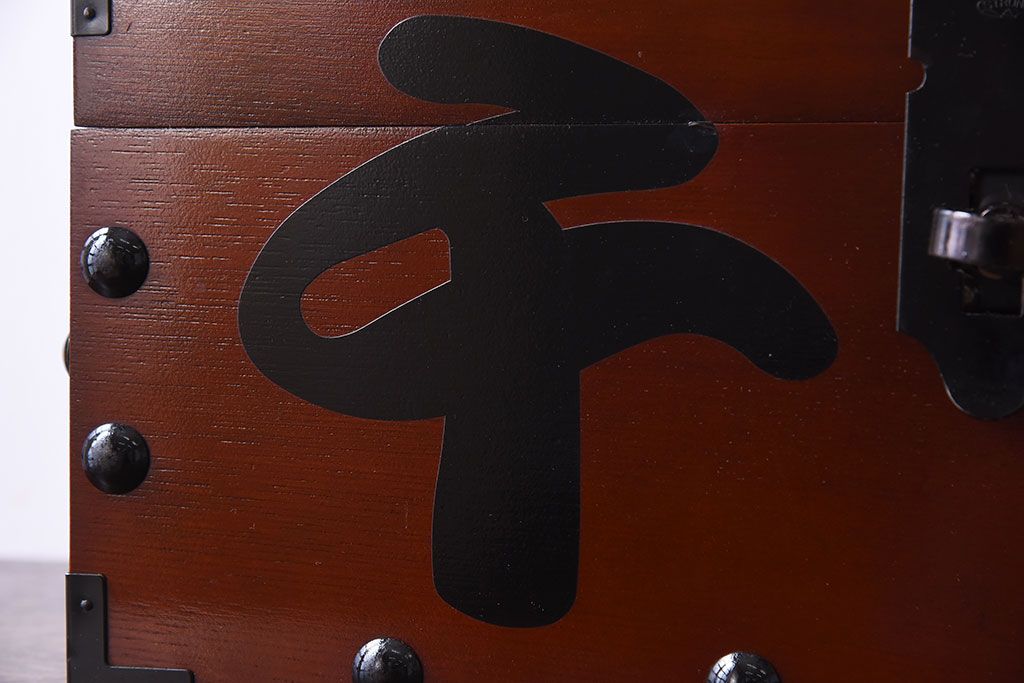 アンティーク雑貨　中古　金具付き千両箱(木箱・収納箱)