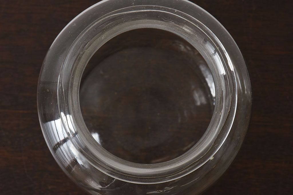 アンティーク雑貨　昭和レトロなガラス蓋のアンティークガラス瓶