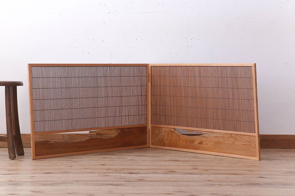 中古　杉材製の上品な衝立(パーテーション)