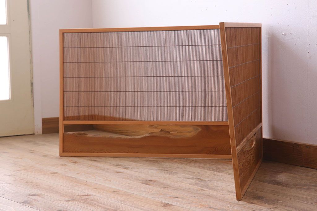 中古　杉材製の上品な衝立(パーテーション)