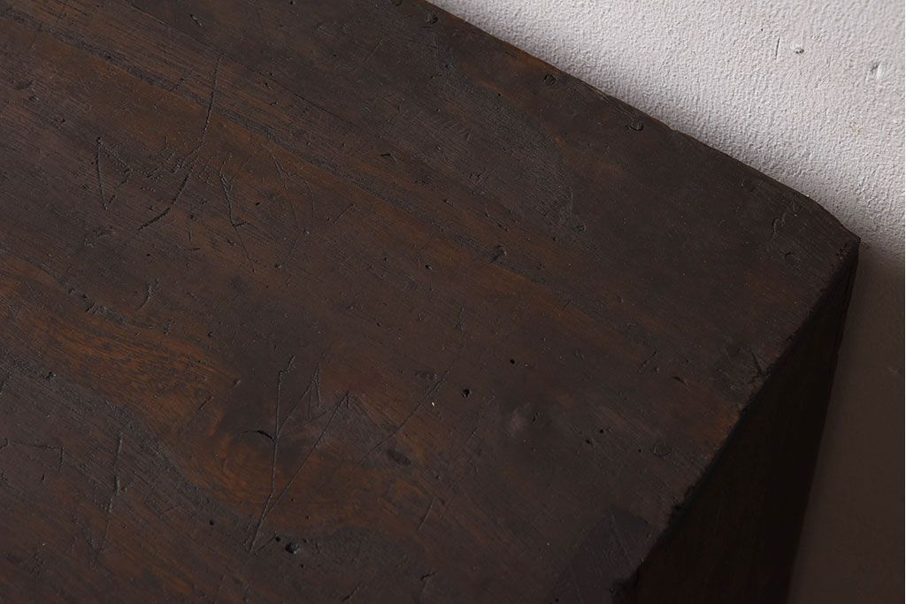 アンティーク家具　総桐材　金具付き!アンティーク縦型小引き出し