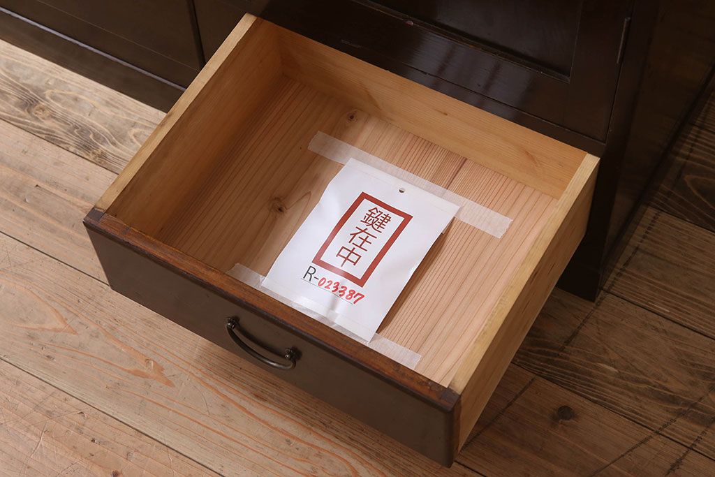 アンティーク家具　和製アンティーク　古い檜材の上品なブックケース(本棚)