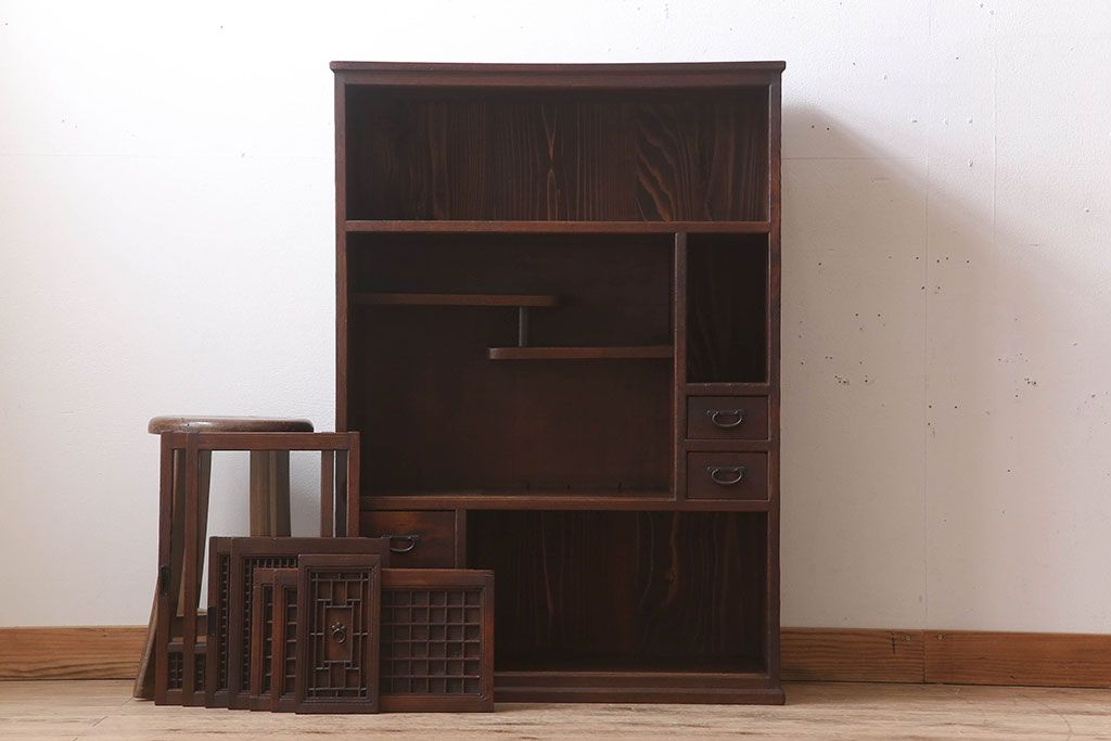 アンティーク家具　高級品　意匠が素晴らしい　アンティーク茶箪笥