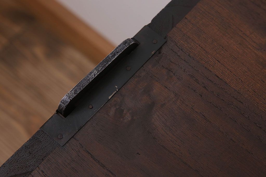 アンティーク家具　総桐材　3杯引き出しの衣装箪笥ローボード