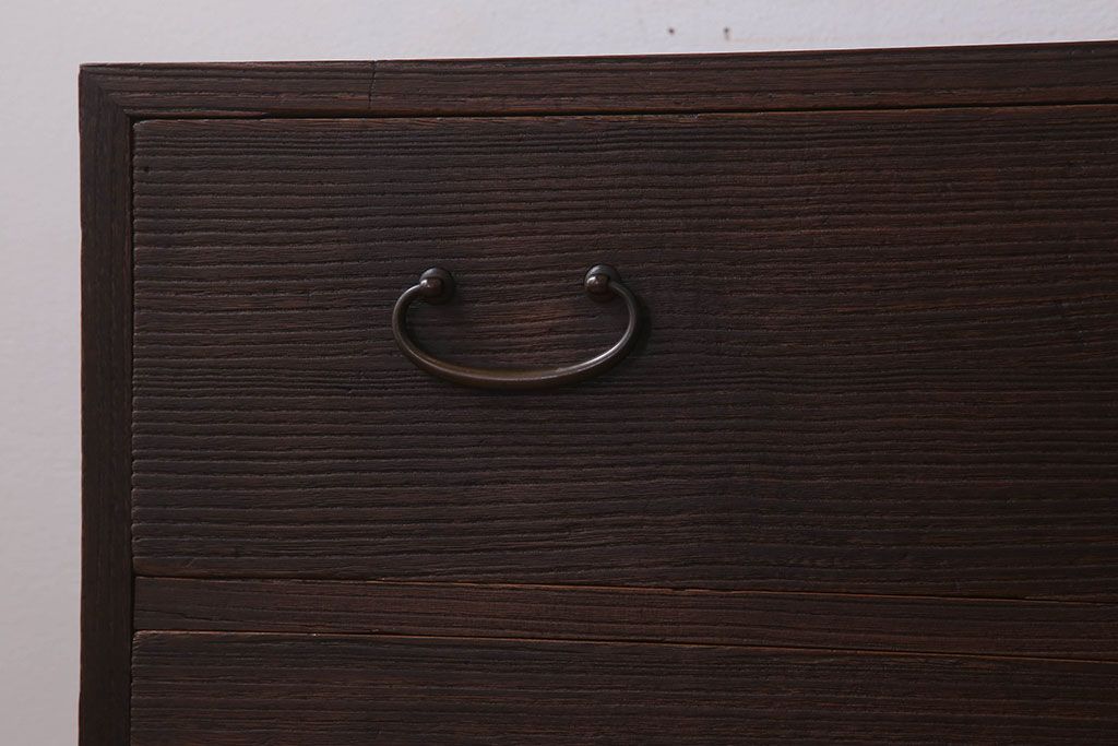 アンティーク家具　総桐材　3杯引き出しの衣装箪笥ローボード