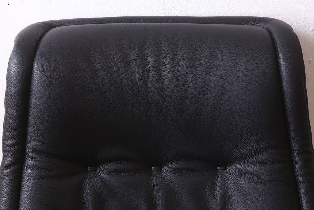 中古美品　EKORNES(エコーネス)　ロイヤルシリーズ　ストレスレスチェア・オットマン(テーブル付き)