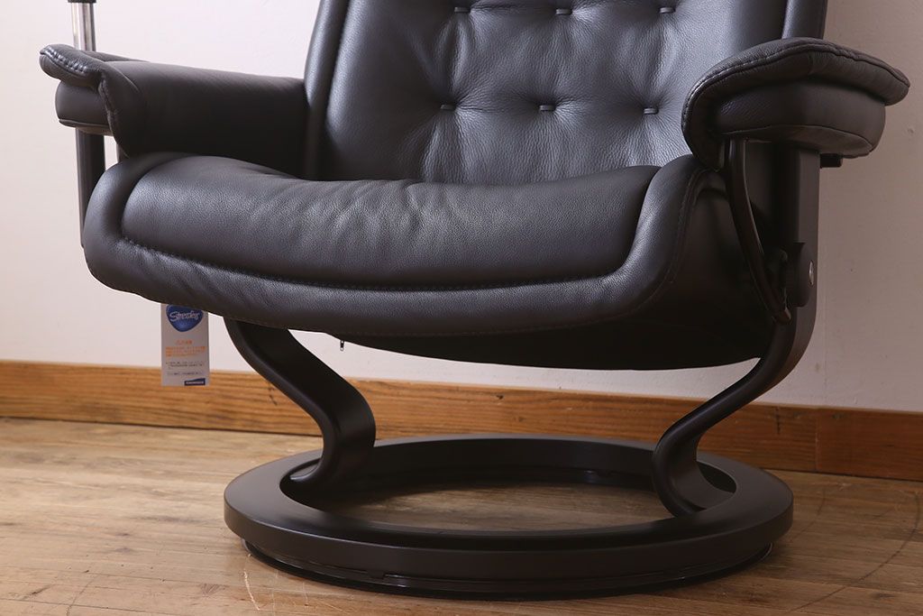 中古美品　EKORNES(エコーネス)　ロイヤルシリーズ　ストレスレスチェア・オットマン(テーブル付き)