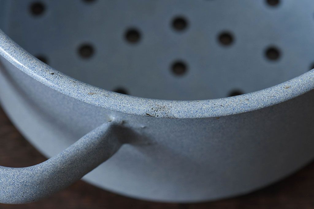 アンティーク雑貨　ヨーロッパビンテージ　ホーロー(琺瑯)　鍋型コランダー(ザル・水切り)