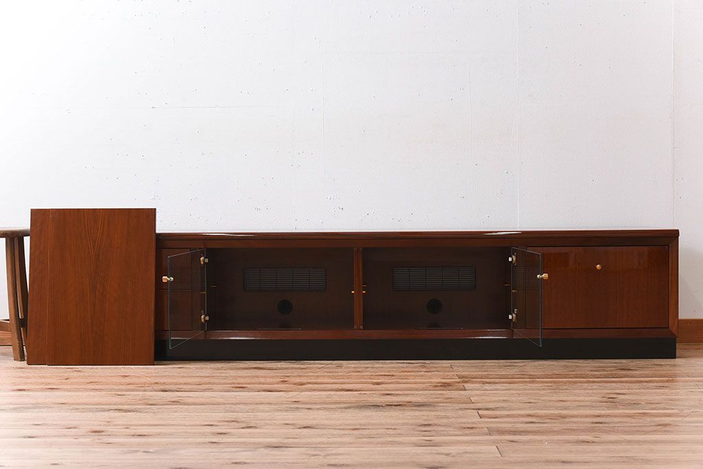 中古美品 カリモク ドマーニ テレビボード(定価約50万円 中古美品 カリモク ドマーニ テレビボード(定価約50万円