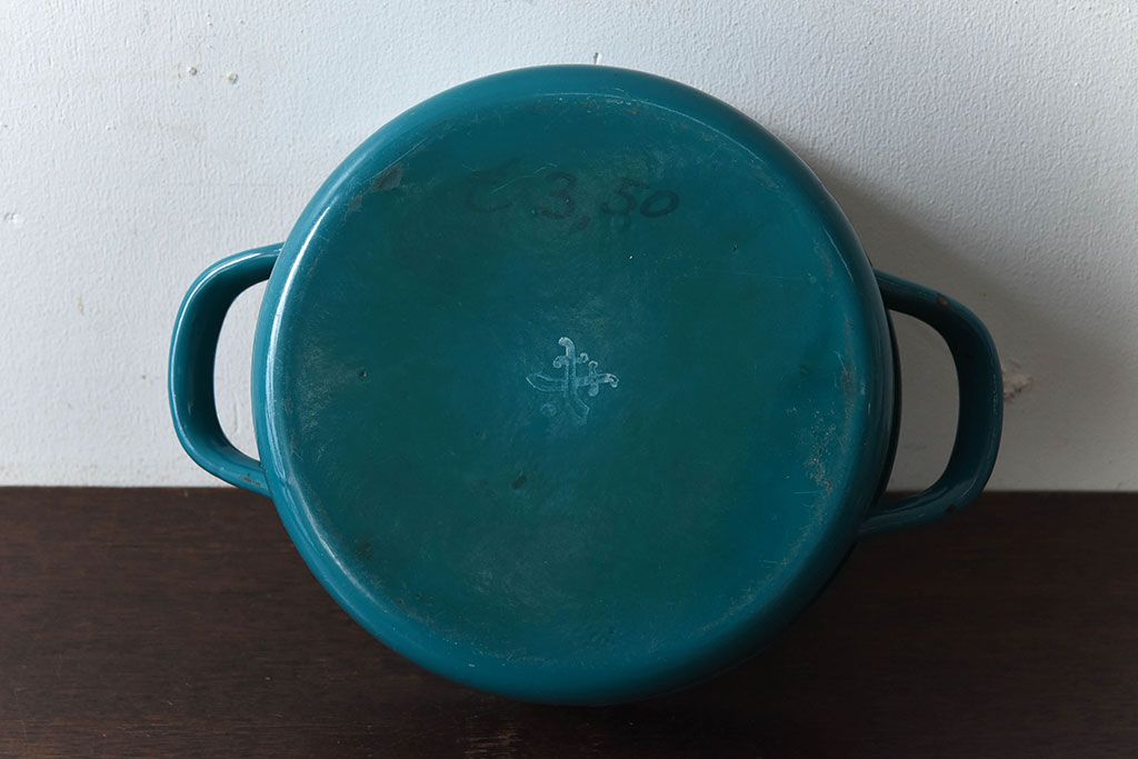 アンティーク雑貨　ヨーロッパビンテージ　ホーロー(琺瑯)　レトロな両手鍋